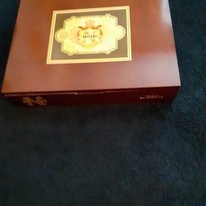 Nomi lacquered wood empty cigar box.